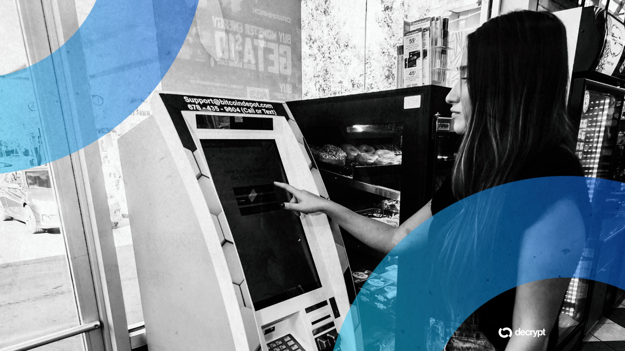 比特币ATM新规：交易需验证身份，应对压力升级（注：此翻译采用意译方式，将原文隐含的背景（“日益增长的压力”）和操作细节（“每笔交易”）自然融入中文表达，更符合新闻标题简洁有力的风格，同时完整传达了原