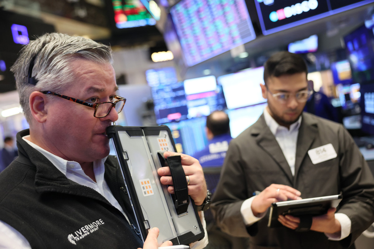 地缘风险加剧股市估值偏离 市场或迎调整窗口