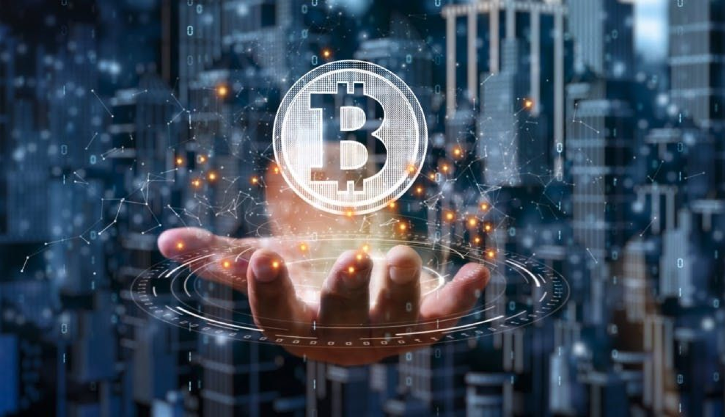 比特币ETF周流入近10亿，地缘缓和推升价格