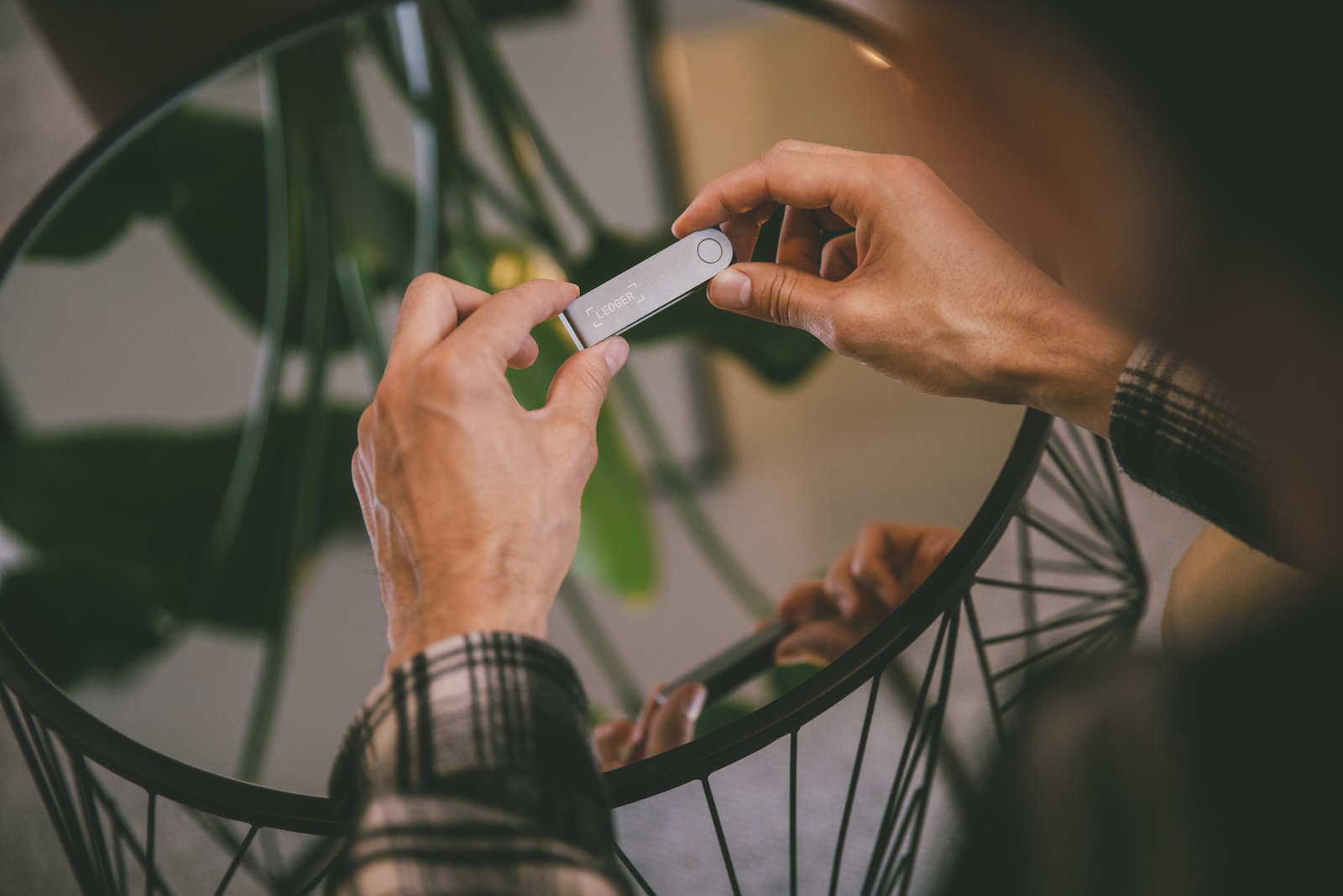 OKX DEX集成上线 Ledger用户现可直接交易代币