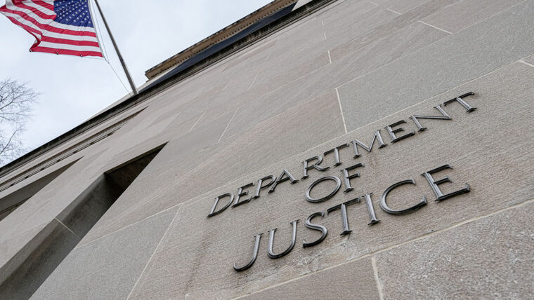 美国财政部正重新评估加密混币器的合法用途与监管风险