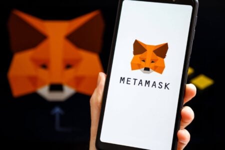 MetaMask集成Uniswap API提升跨链交易效率