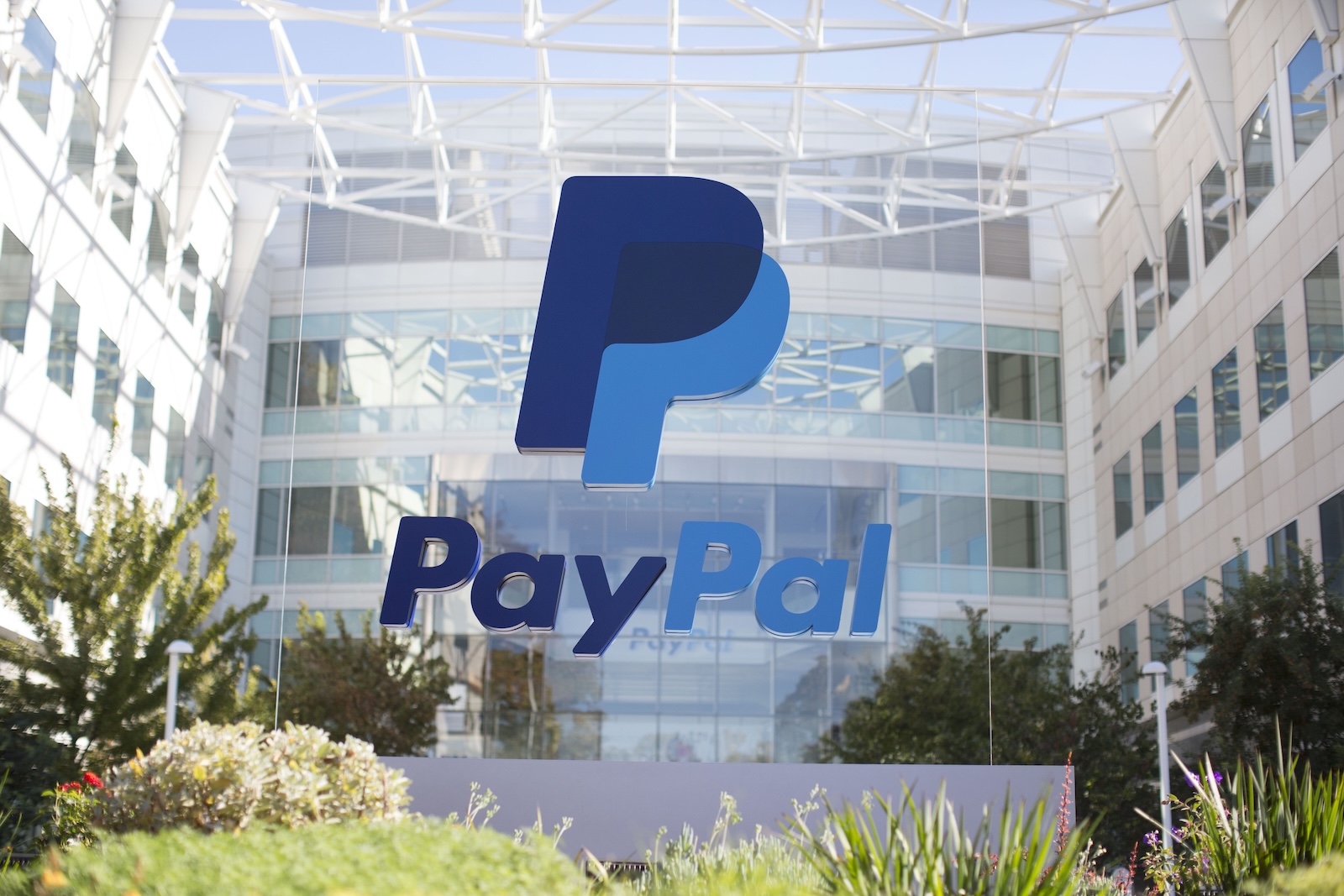 PayPal稳定币全球扩张，跨境支付迎来新突破