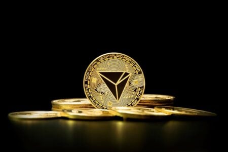 TRON重塑支付生态：稳定币卡月销逼近6亿