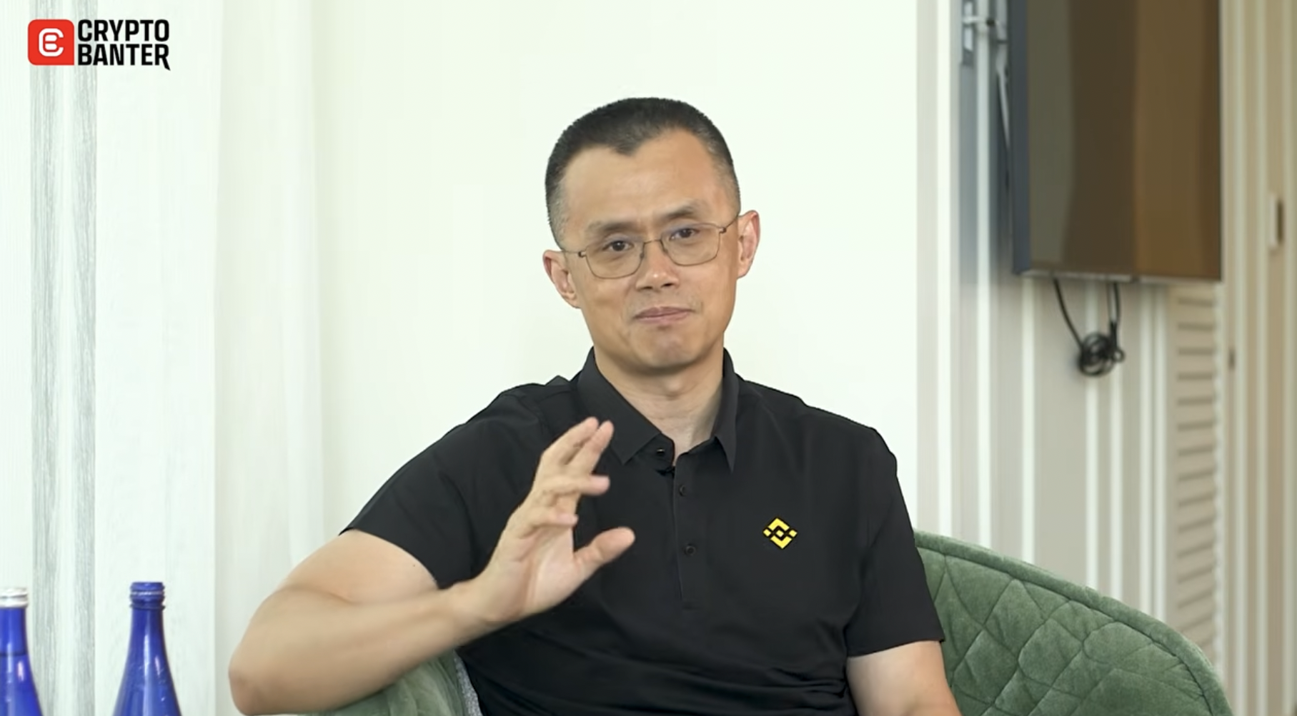 赵长鹏接受采访画面