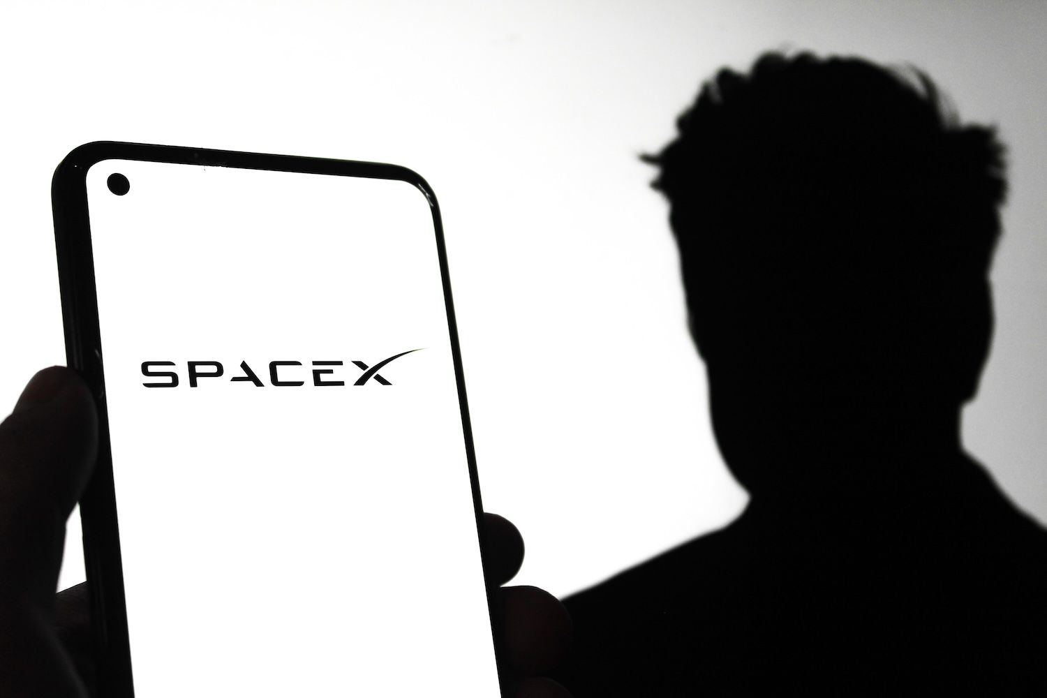 SpaceX冲刺上市：135美元定价引争议